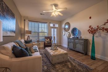 Extra windows with natural lighting